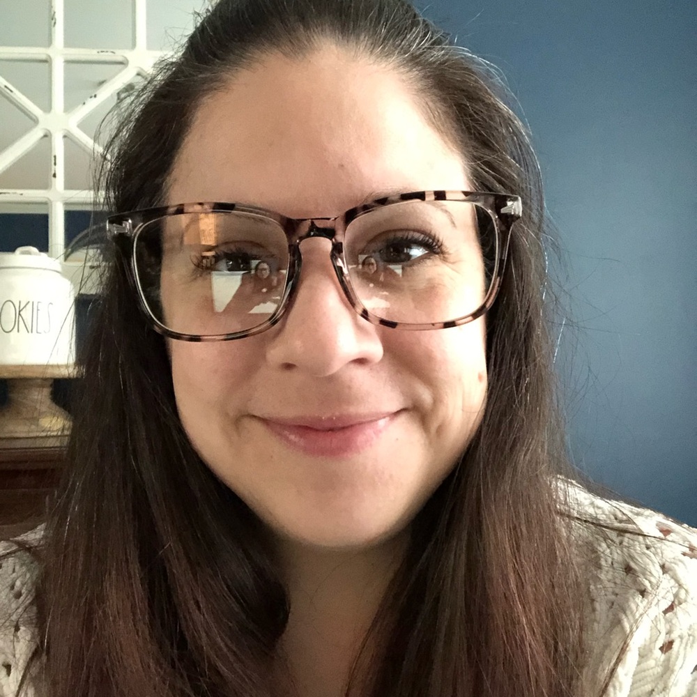 Meet your Posher, Ashley